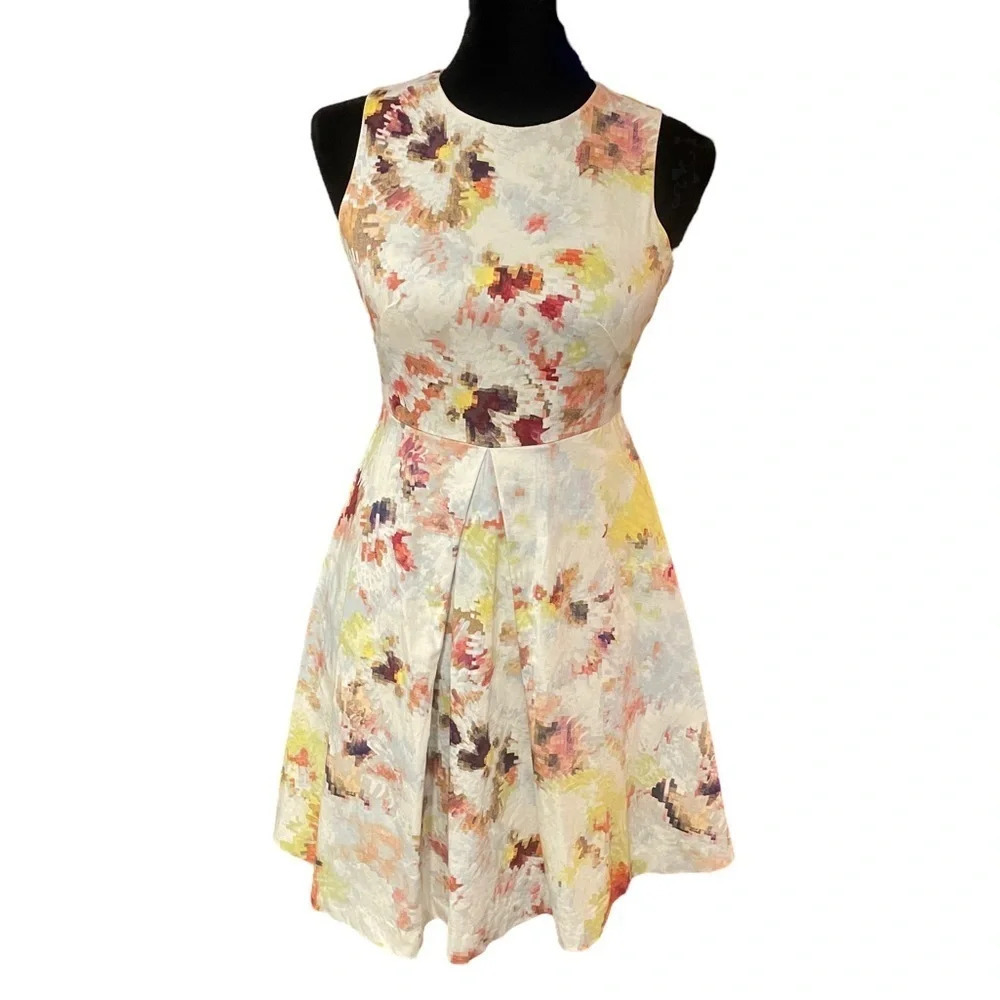 Anthropologie Hunter Bell Kukka Tea Dress in Abstract Floral Print, Size 00